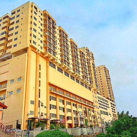 N'Dnie Homestay Pelangi Mall Condominium コタバル エクステリア 写真